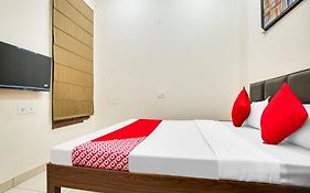 Hotel O Sky Line